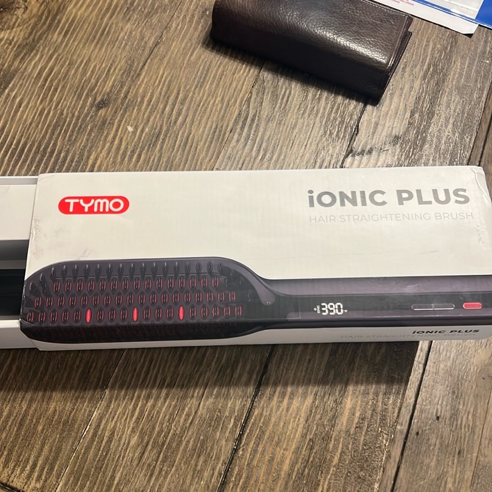 TYMO Ionic Plus Hair Straightening Brush